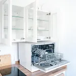 Sunny Maritime Apartment Near Hannover Central Station